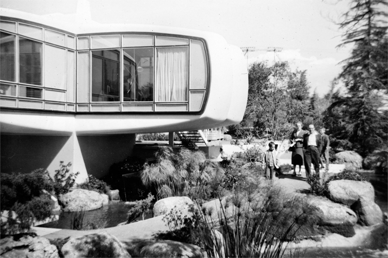Monsantos futuristisches Plastikhaus in Disneylands Tomorrowland, um 1960